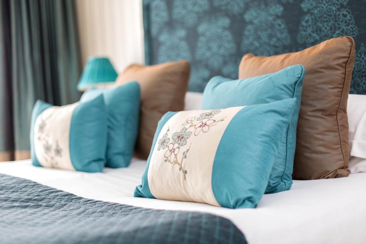 The Oxfordshire Golf & Spa Hotel Тейм Екстер'єр фото